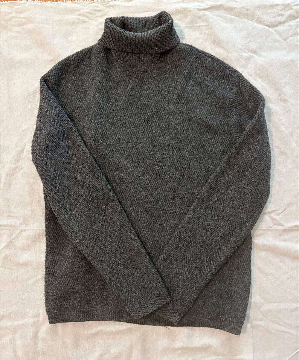 Banana Republic Mens XL Extra Fine Italian Merino Wool Turtleneck Sweater Gray